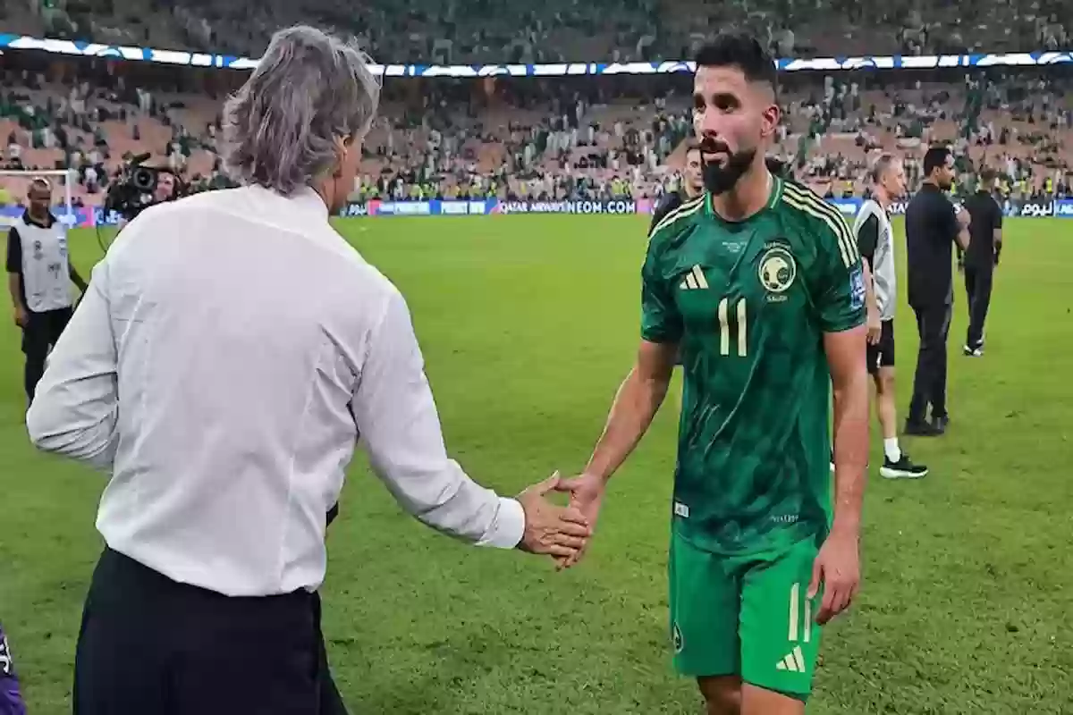 تصريحات مثيرة من إعلامي سعودي عن أداء المنتخب مع مانشيني