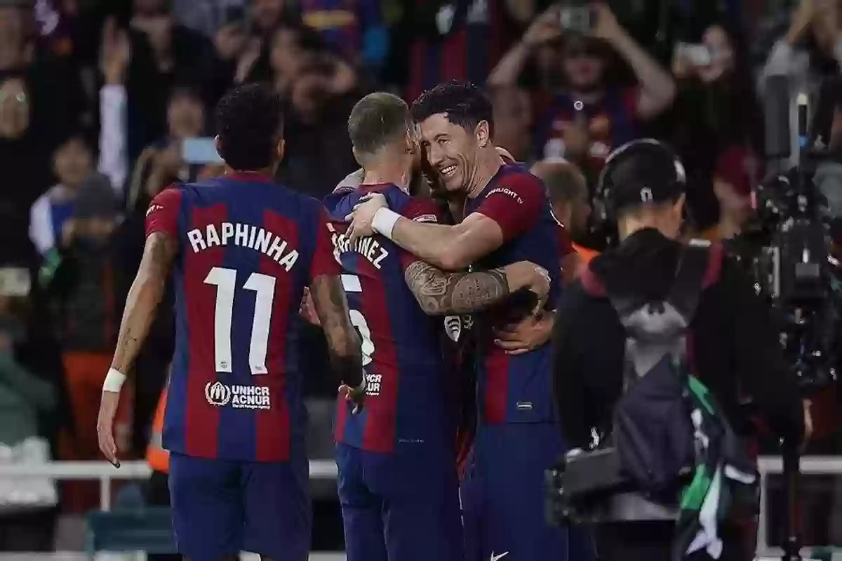 برشلونة لا يقارن بالاتحاد السعودي والدوسري أفضل من محترفي روشن!!