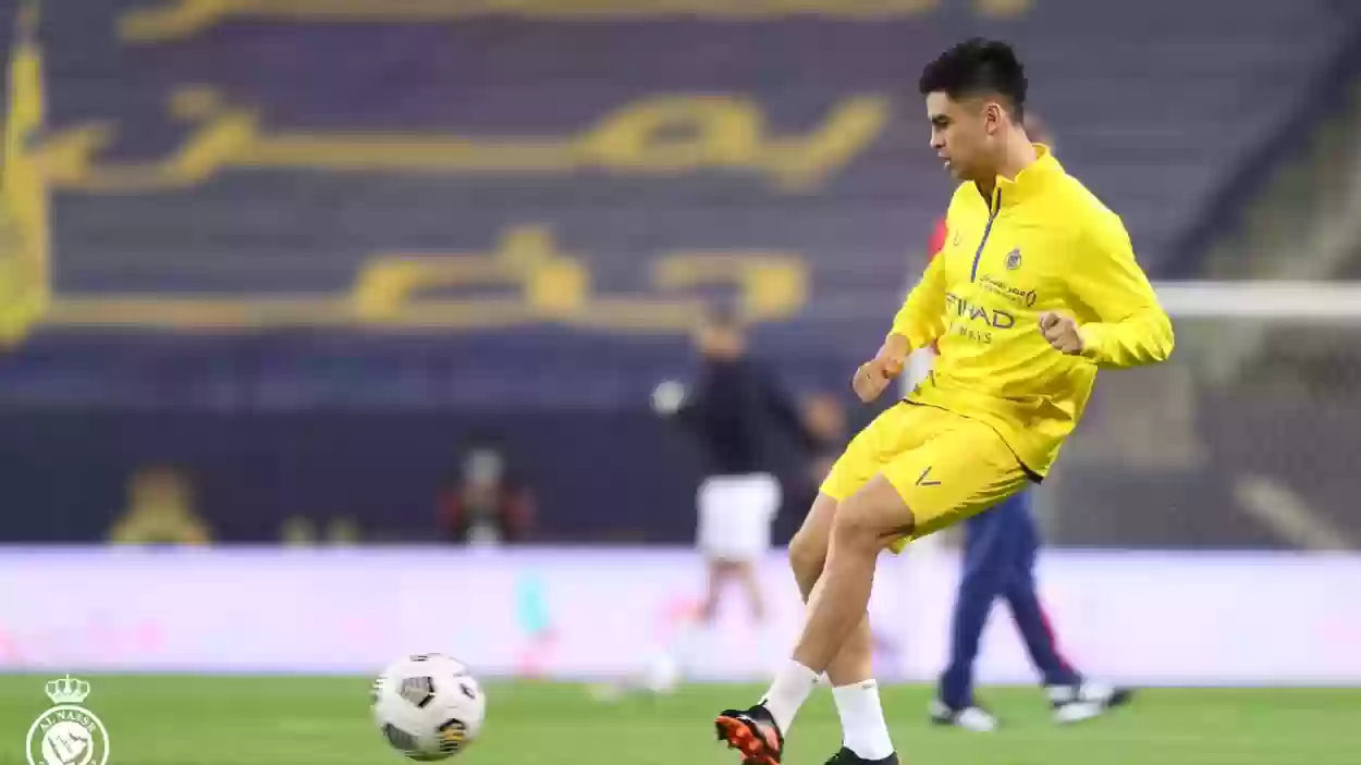 الموقف النهائي لنادي النصر السعودي بشأن استمرار مارتينيز 